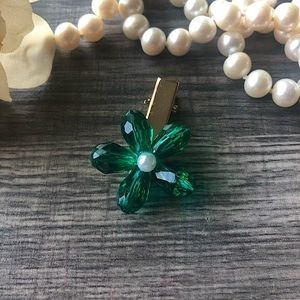 NEW Glass Crystal Flower Hair Clip